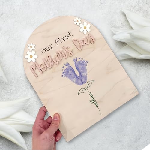 Personalized Mothers Day Footprint Sign - Custom Baby Keepsake 1