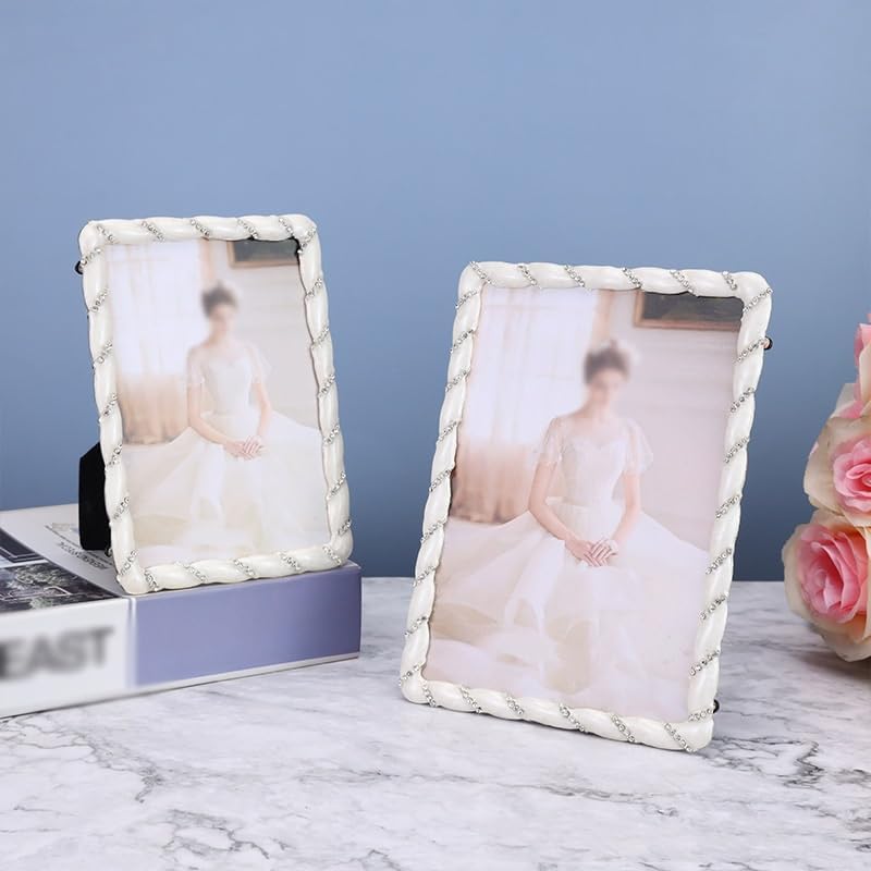STBTOO European Metal Photo Frame Pendulum Table