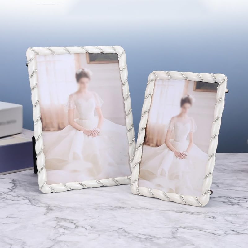 STBTOO European Metal Photo Frame Pendulum Table