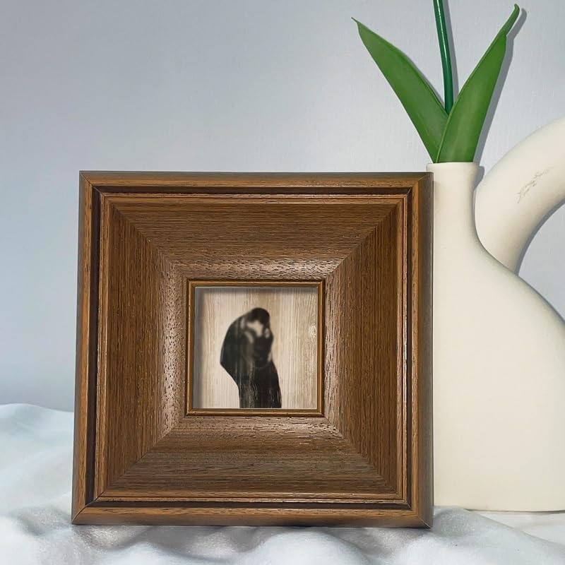 STBTOO Vintage Solid Wood Texture Frame