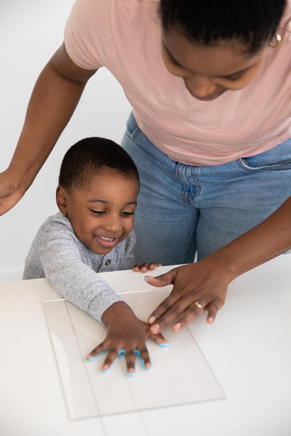 Pearhead Clear Family Handprint Frame 4 Paint Colors Included