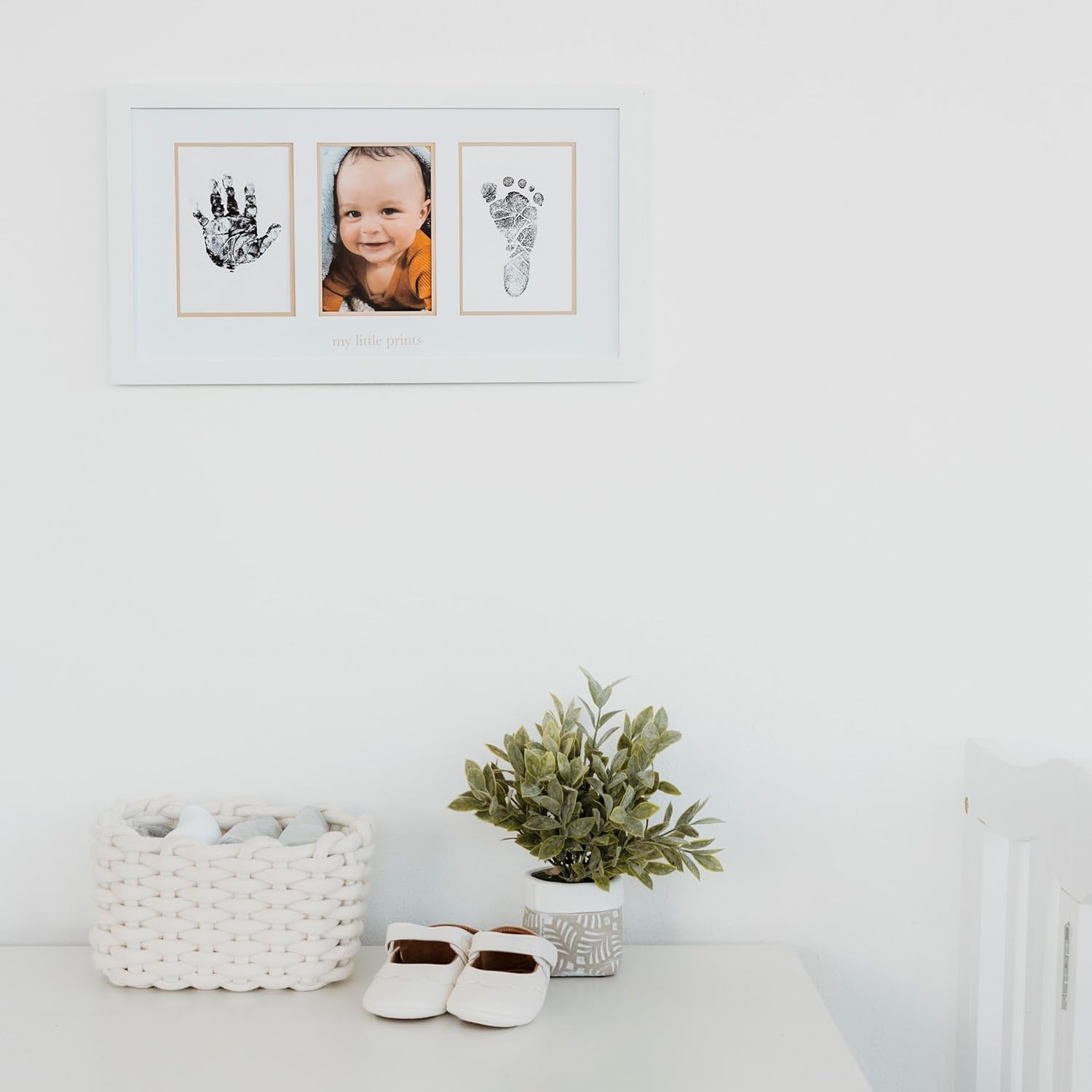 Pearhead Baby Keepsake Frame with Ink Pad and Mat
