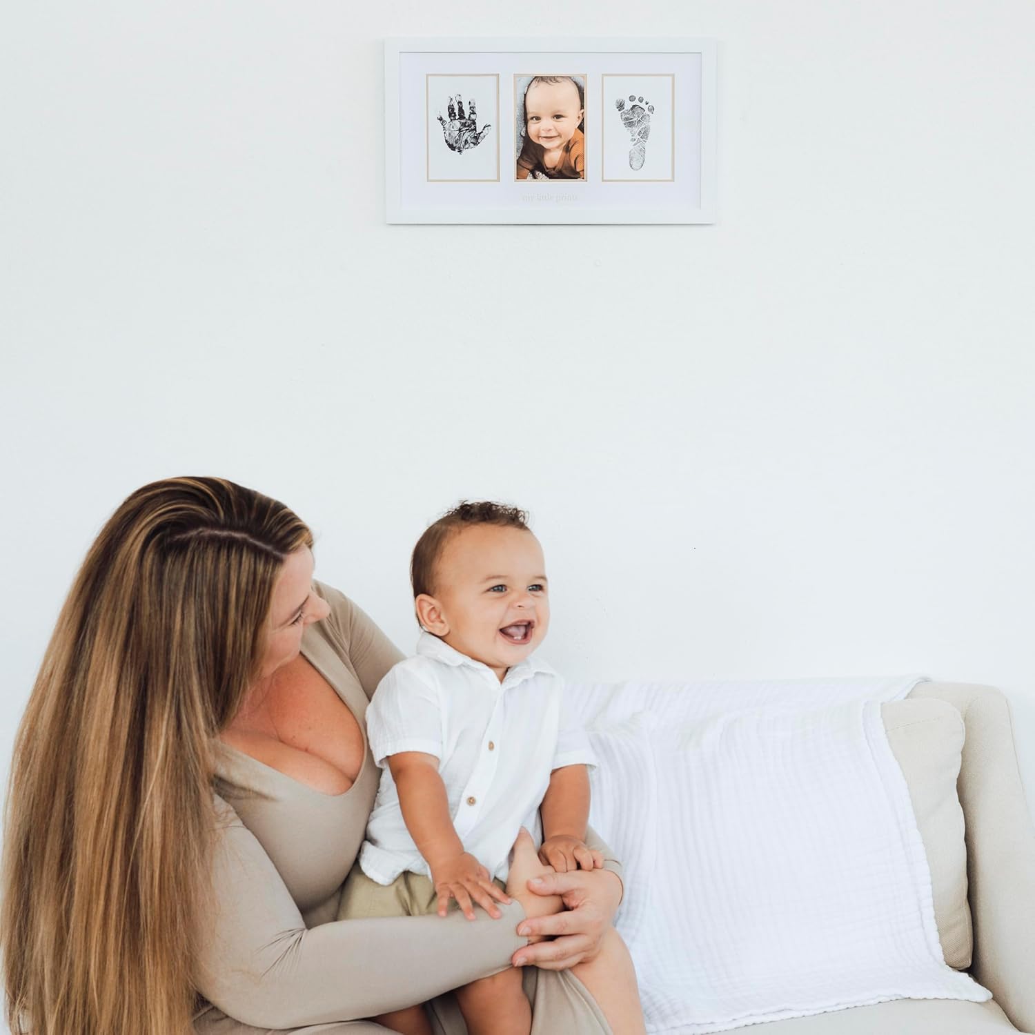 Pearhead Baby Keepsake Frame with Ink Pad and Mat